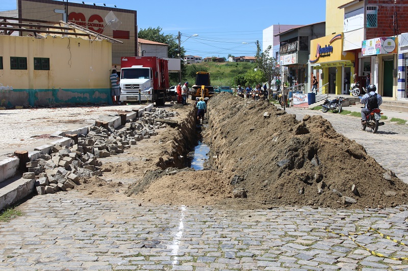 21032019 obra saneamento prefeitura solonopole CE